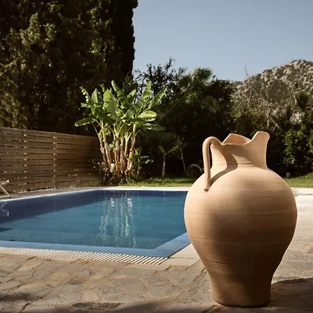 Avesta Private - Iokasti *