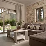 Villa Avesta Private - Iokasti