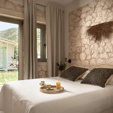 Avesta Private - Iokasti Villa