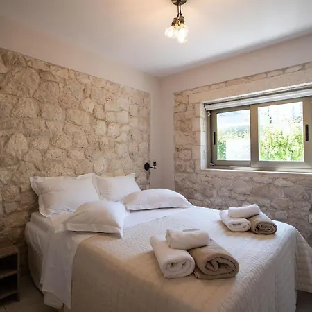 Villa Avesta Private - Iokasti