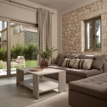 Villa Avesta Private - Iokasti